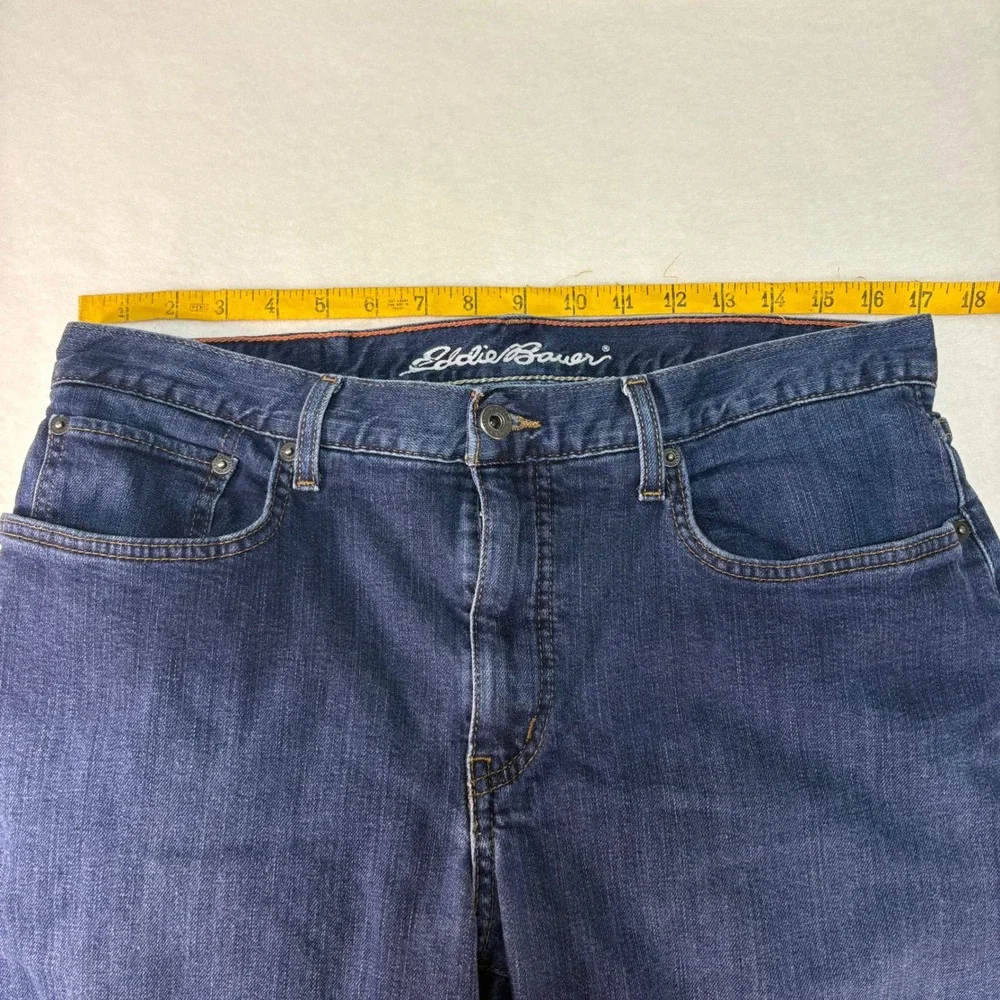 Eddie‎ Bauer Women Straight Fit Fleece Lined Jeans Dark Wash Size 35